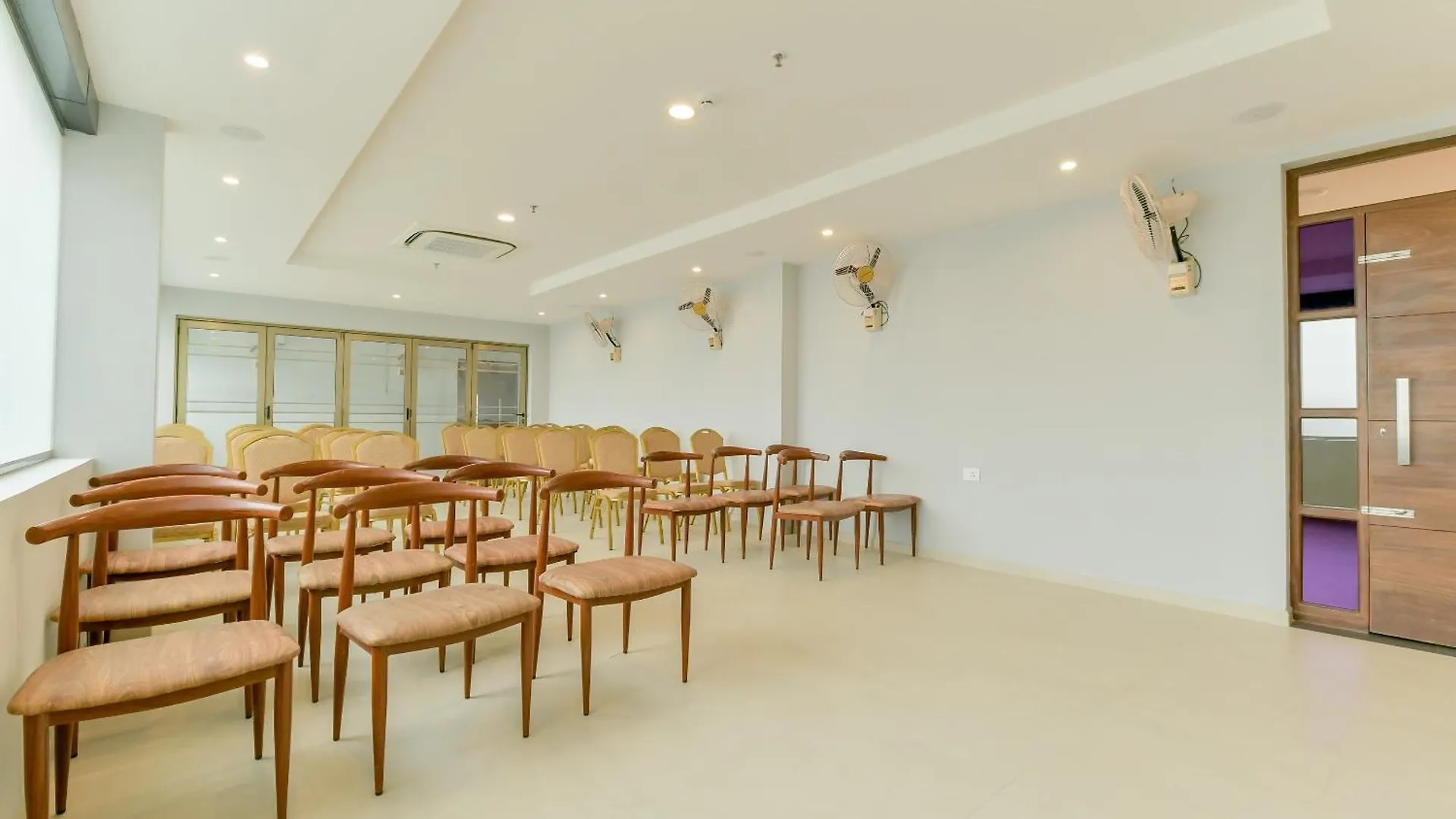 Hotel Super Townhouse Edassery Blue Bells Angamali