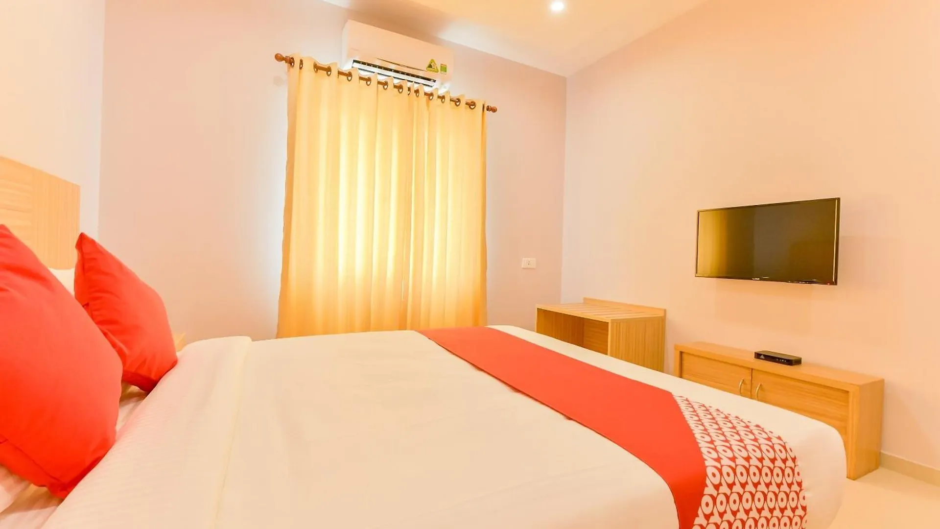 Super Townhouse Edassery Blue Bells Angamali 3*,  India